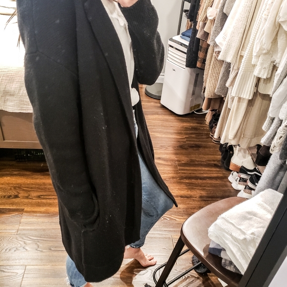 Kenneth Cole sweater - Picture 2 of 7